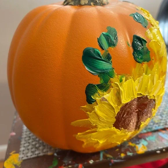 🎃FALL DECOR Hand painted plastic orange pumpkin - Picture 4 of 5